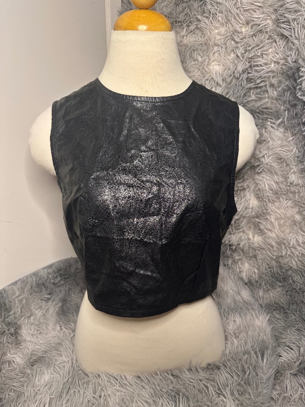 NWT BLACK FAUX LEATHER CROP TOP NSR